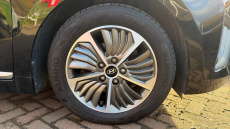 Hyundai IONIQ 1.6 GDi Plug-in Hybrid Premium 5dr DCT Hatchback